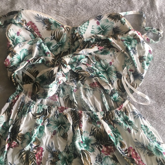 Indikah Tropical Floral Print Open Back Mini Dress - Picture 4 of 4